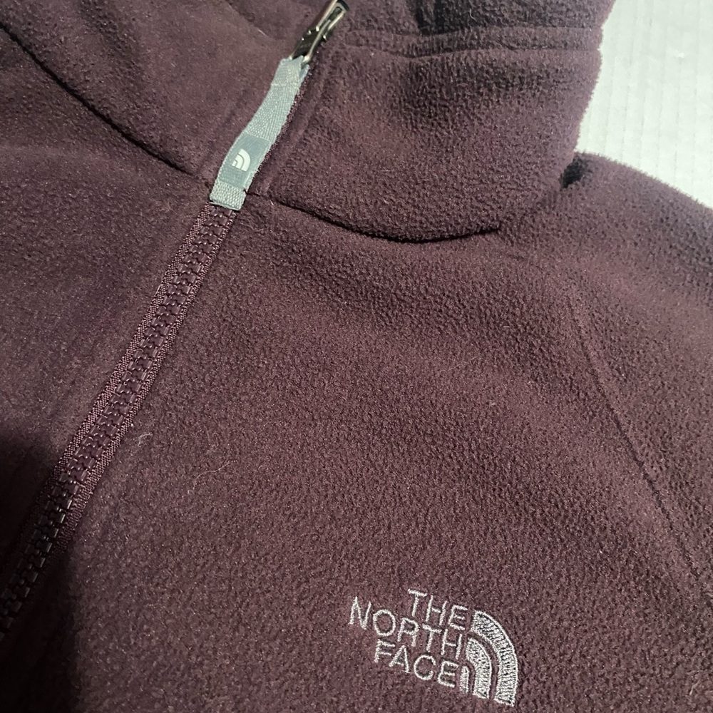 The North Face Purple Ski Jacket with Fleece Material and High Collar - Picture 13 of 15